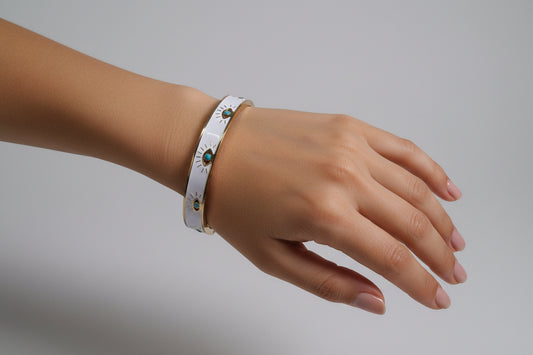 Eye Enamel Open Bracelet