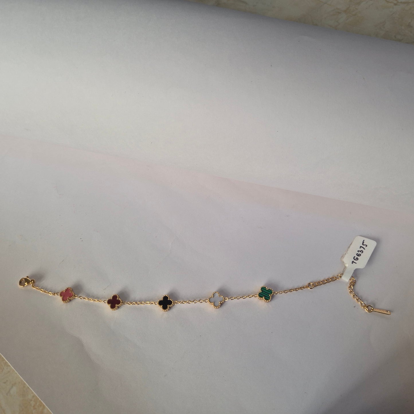 Multicolor Clover Loose Gold Bracelet