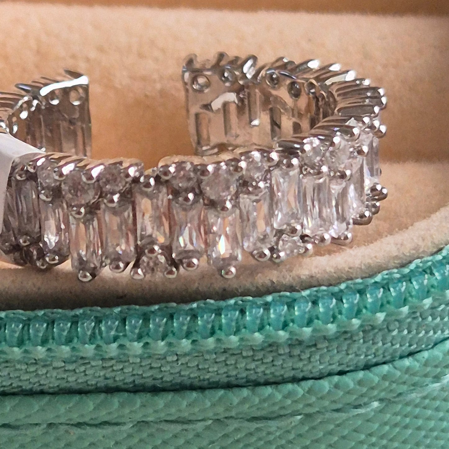 Brakets Diamond Adjustable Ring
