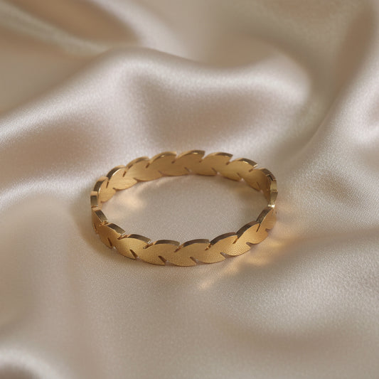 Leaf Open Bracelet