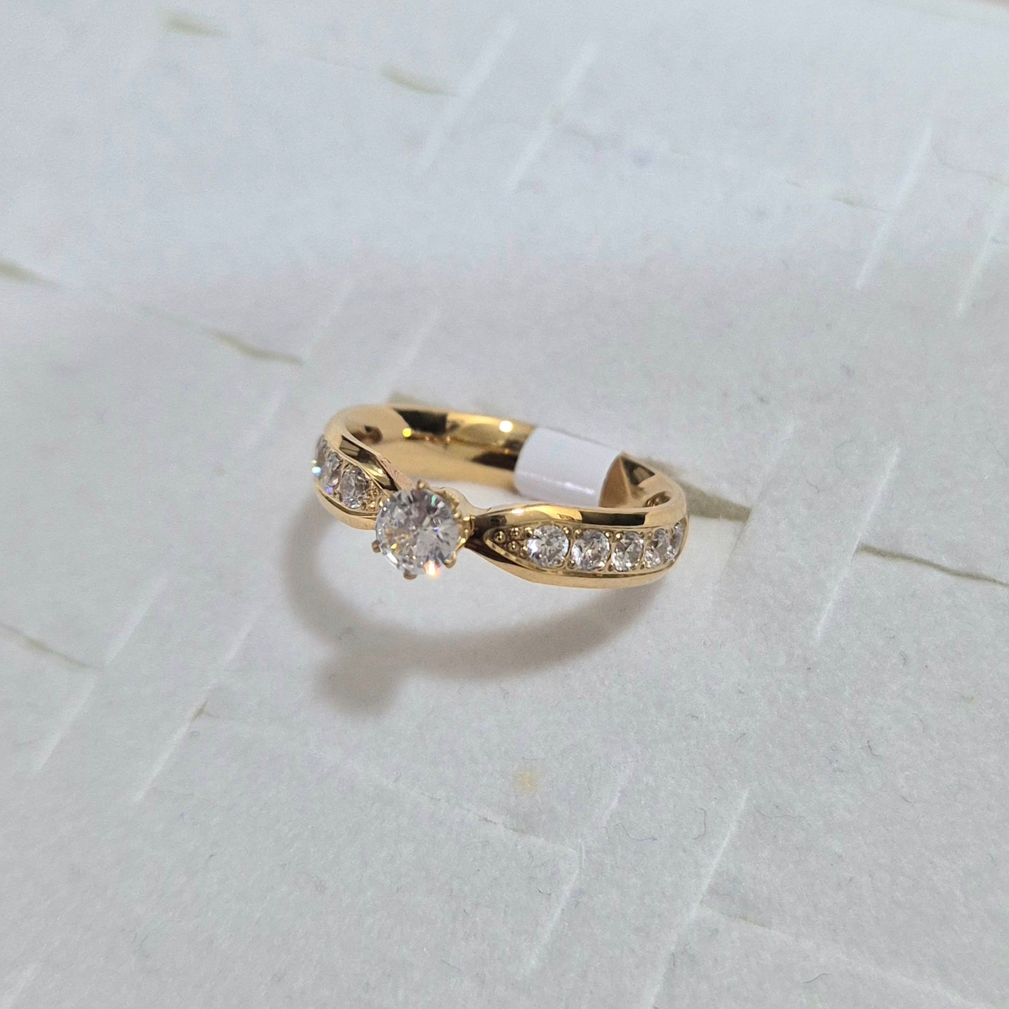 Solitaire line Ring