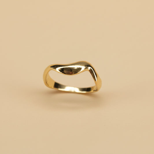 Twisted Wave Ring
