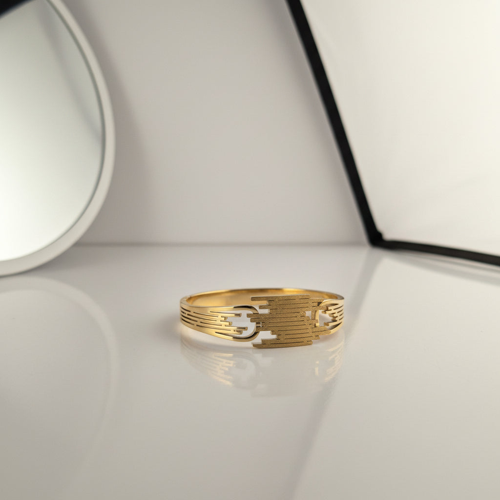 Sparkle line Broad Gold Openable Bracelet