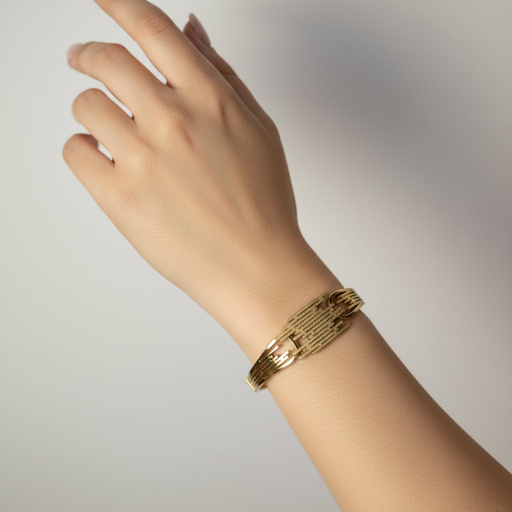 Sparkle line Broad Gold Openable Bracelet