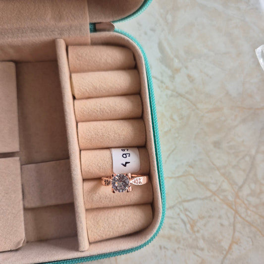 Big Solitaire Rose Gold Ring