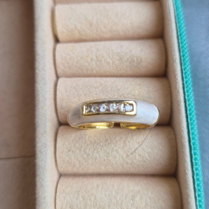 White Square Diamond Enamel Ring