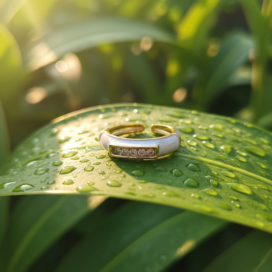 White Square Diamond Enamel Ring