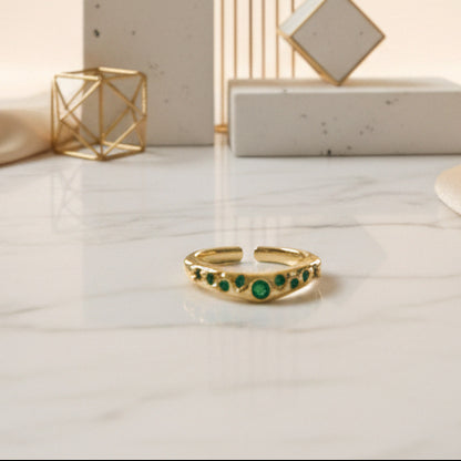 Greenn Diamond Ring