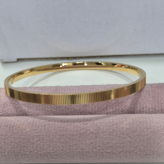 Verticle Line Bangles