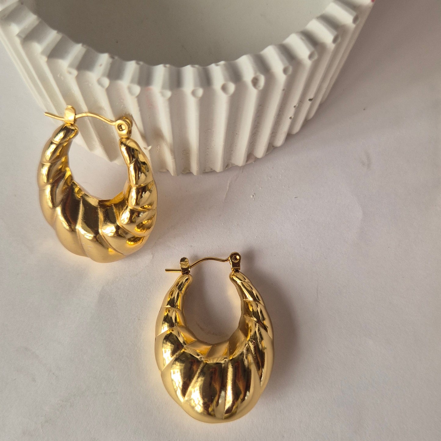 Moon Hoop