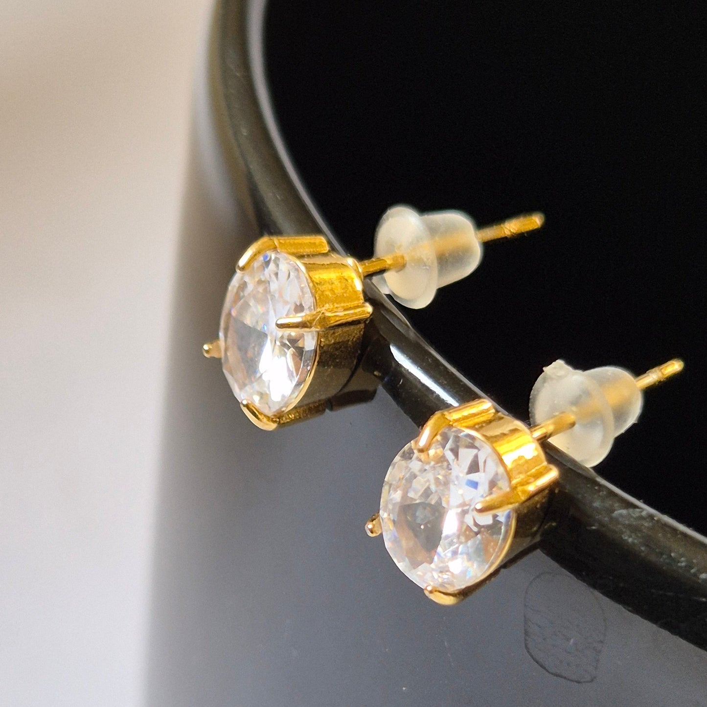 Oval Stud