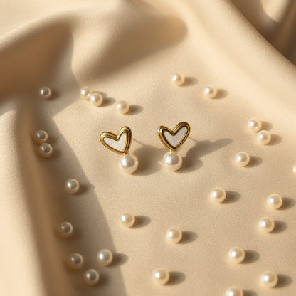 Heart-shaped earrings in Shell pearl