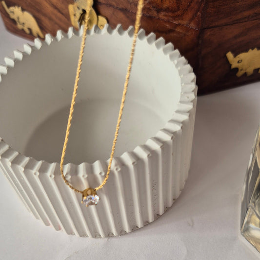 Solitaire Delicate Necklace